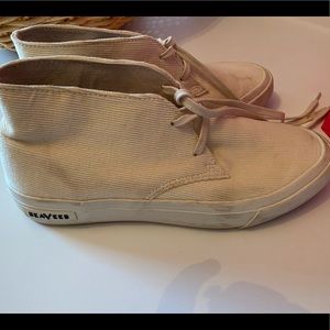 Classic SEAVEES Boat shoes MidRise Cream